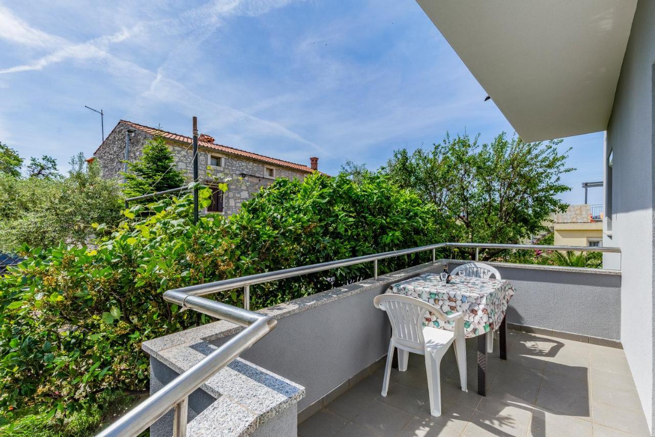 Apartment Lorencin Milka Μεντουλίν Εξωτερικό φωτογραφία