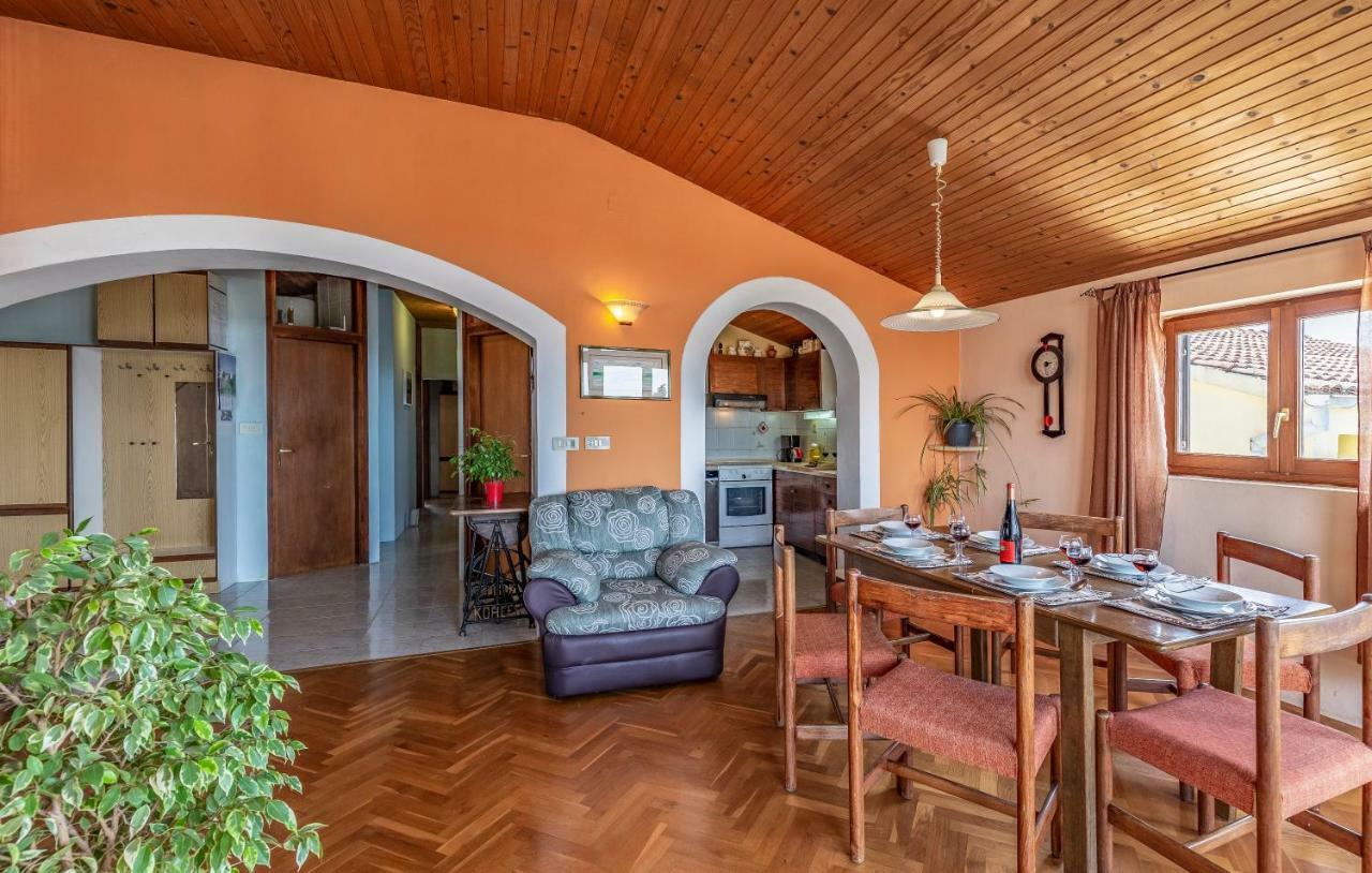 Apartment Lorencin Milka Μεντουλίν Εξωτερικό φωτογραφία