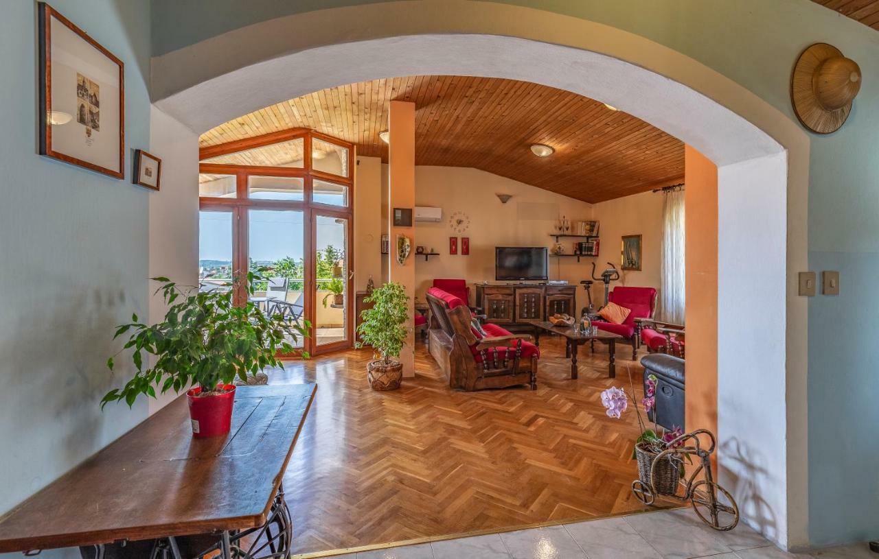 Apartment Lorencin Milka Μεντουλίν Εξωτερικό φωτογραφία