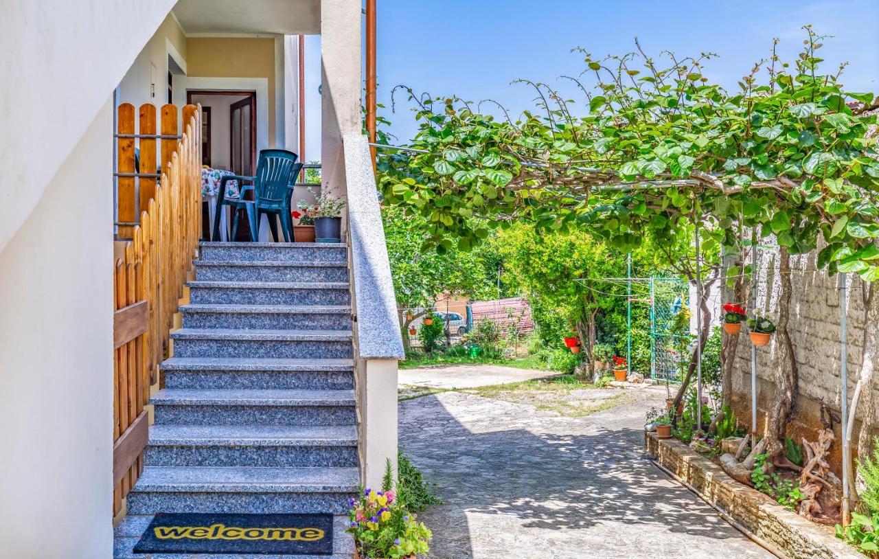Apartment Lorencin Milka Μεντουλίν Εξωτερικό φωτογραφία